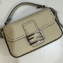 Fendi Nano F 小牛皮包，蓝色