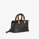 Fendi 中号法棍包，蓝色拼接皮革