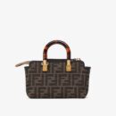 Fendi 中号法棍包，绿色拼接皮革