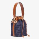 Fendi 中号法棍斜挎包 Cuoio Romano 皮革 米色