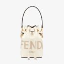 Fendi 迷你 Mon Tresor 水桶包，采用 ROMA 徽标小牛皮，白色