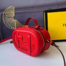 Fendi Moonlight 手袋，采用 ROMA 徽标小牛皮，棕色