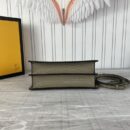 Fendi Mini Peekaboo Cut 包 咖啡色鳄鱼皮包