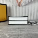 Fendi Mini Peekaboo Cut 包 白色鳄鱼皮包