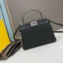 Fendi Nano Fendigraphy 小牛皮流浪包 粉色