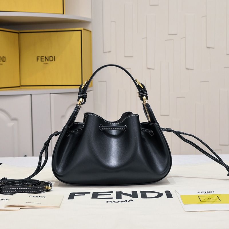Fendi Mini Sunshine 购物袋，采用 ROMA 徽标小牛皮，灰色