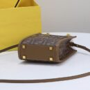 Fendi Nano Fendigraphy 小牛皮流浪包 薄荷绿