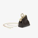 Fendi 迷你 Peekaboo Iconic 包，采用缝线小牛皮，绿色
