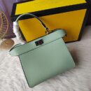 Fendi Moonlight 手袋，采用 ROMA 徽标小牛皮，蓝色