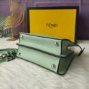 Fendi Moonlight 手袋，采用 ROMA 徽标小牛皮，蓝色