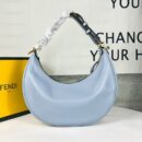 Fendi Nano First 包，采用纳帕皮革，白色