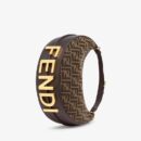 Fendi 中号法棍包，橙色拼接皮革