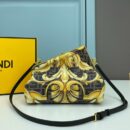 Fendi 小型 First 包，Fendace 巴洛克面料，棕色