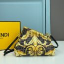 Fendi 小型 First 包，Fendace 巴洛克面料，棕色