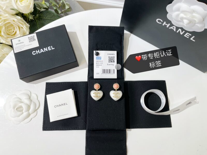 CHANEL香奈儿双c 桃心耳钉耳环 项链 - Image 5