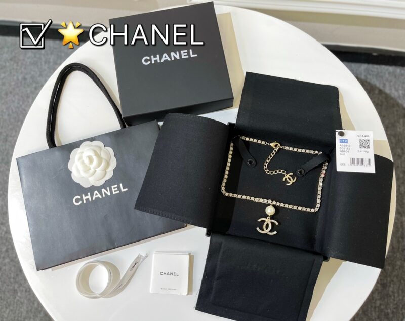 CHANEL香奈儿双c珍珠满钻项链 - Image 2