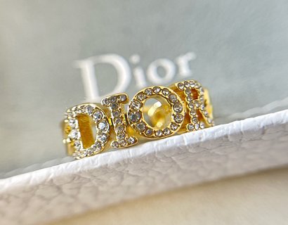 ☑️DIOR迪奥满钻字母戒指