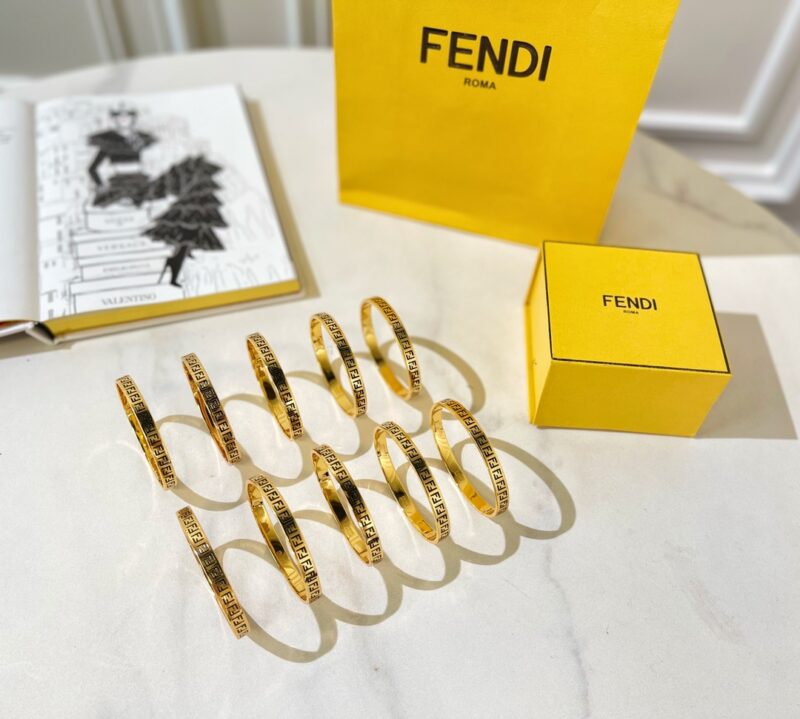 FENDI芬迪FF金色手镯 - Image 3