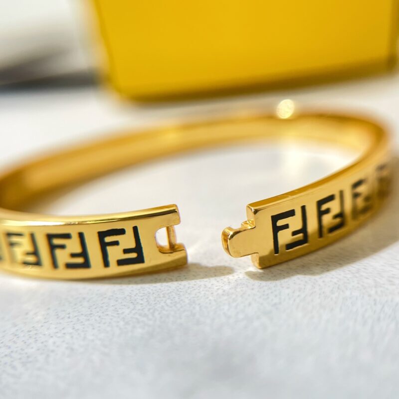 FENDI芬迪FF金色手镯 - Image 9
