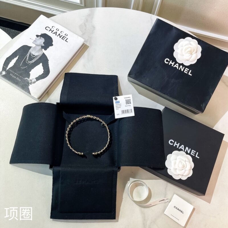 ☑️CHANEL香奈儿双c光面开口项圈项链 - Image 3