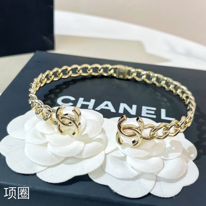 ☑️CHANEL香奈儿双c光面开口项圈项链 - Image 6