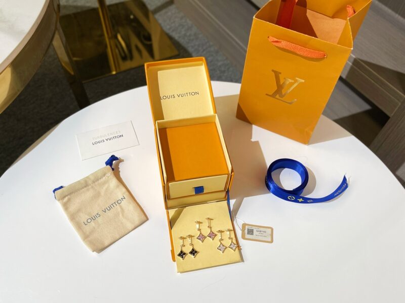 Louis Vuitton 路易威登 lv菱形贝母耳钉耳环 - Image 5