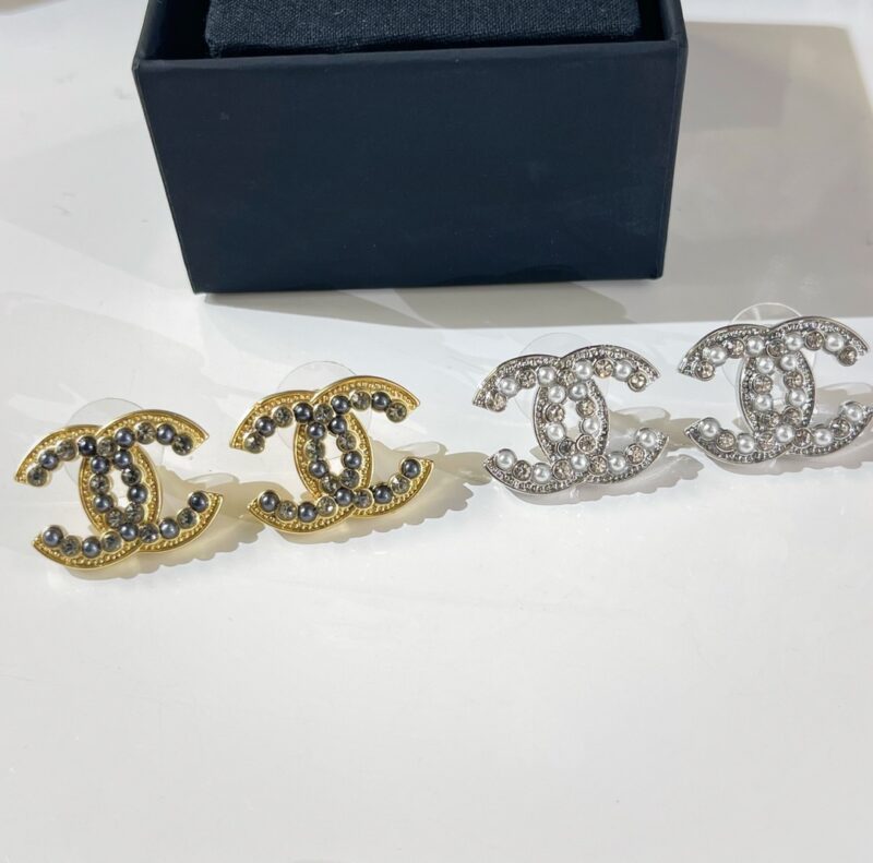 ☑️CHANEL香奈儿双c珍珠耳钉耳环 - Image 12