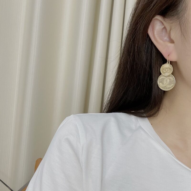 ☑️CHANEL香奈儿双c古圆形金币耳钉耳环 - Image 5