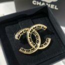☑️CHANEL香奈儿双c黑皮绳胸针