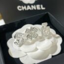 ☑️CHANEL香奈儿双c 5字 香水瓶 四叶草胸针