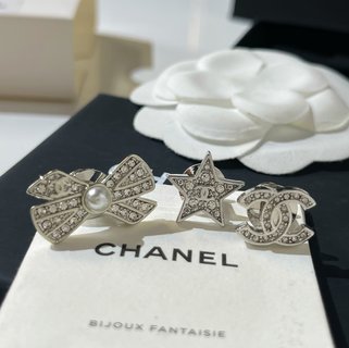 ☑️CHANEL香奈儿双c 蝴蝶结 五角星胸针