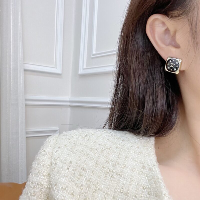 ☑️CHANEL香奈儿双c方形耳钉耳环 - Image 5