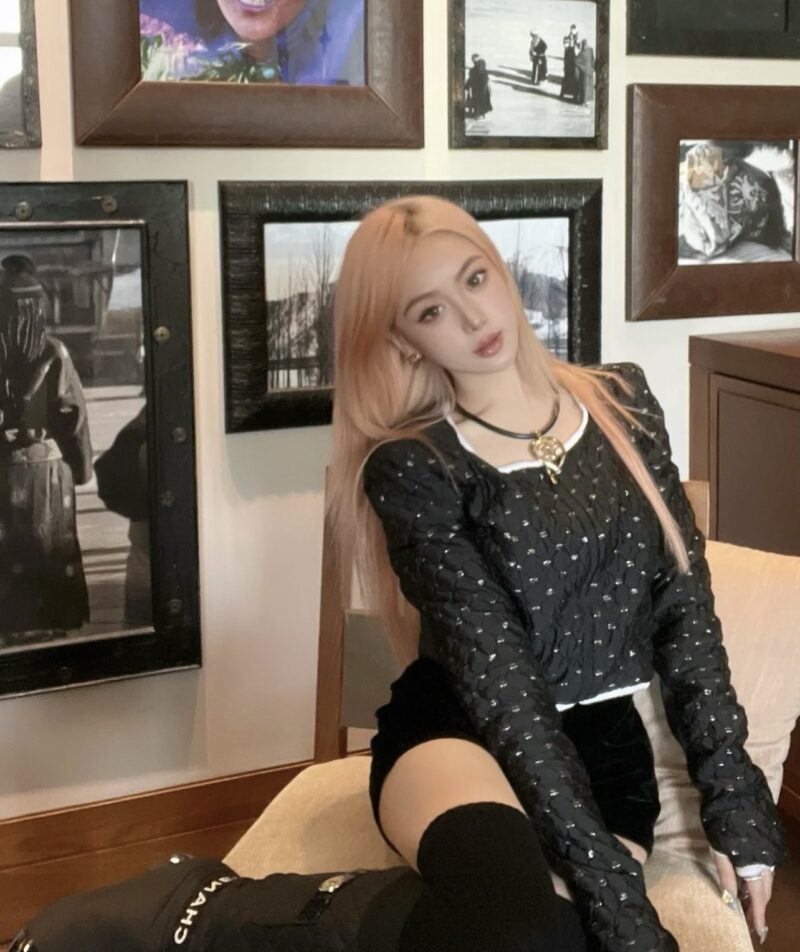 ☑️CHANEL香奈儿双c桃心黑皮绳项圈项链 - Image 7