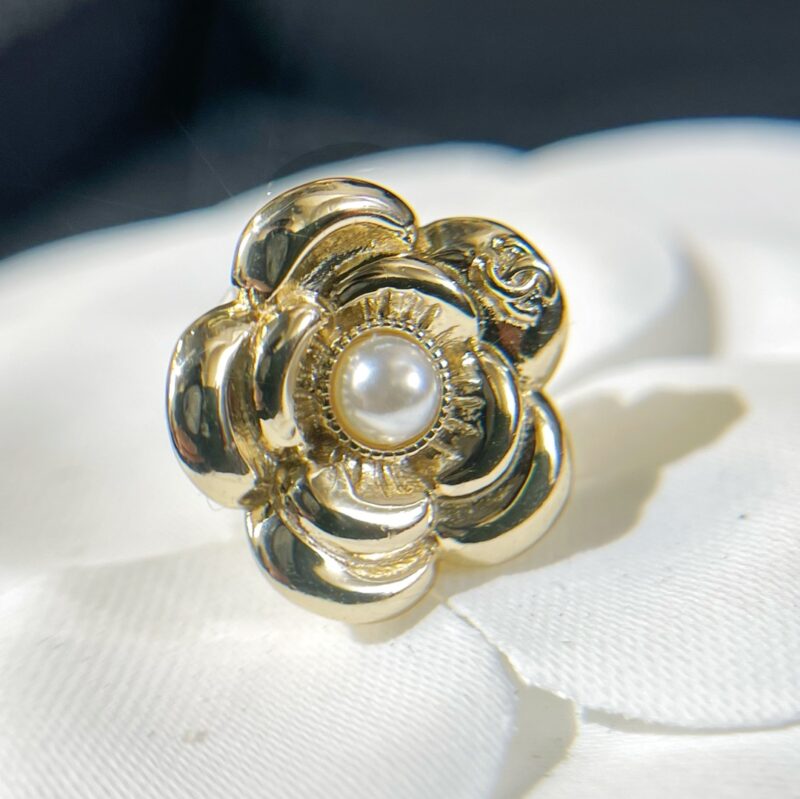 ☑️CHANEL香奈儿圆双c麦穗香水瓶山茶花耳钉耳环 - Image 7