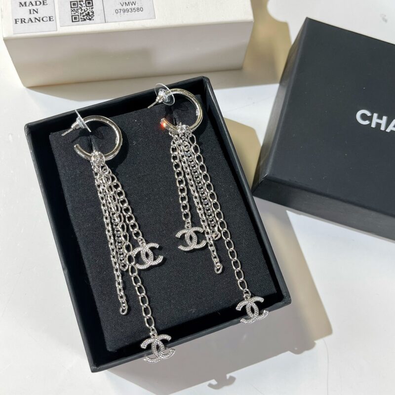 ☑️CHANEL香奈儿双c流苏耳钉耳环 - Image 4