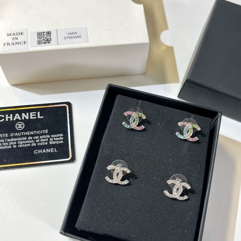 ☑️CHANEL香奈儿双c满钻耳钉耳环 - Image 5