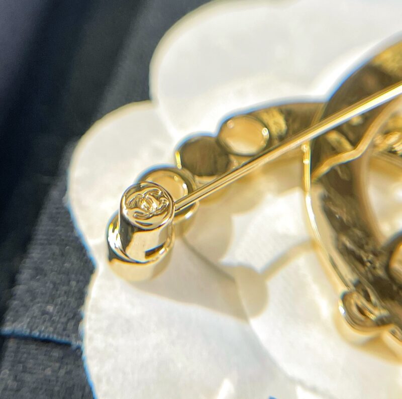 ☑️CHANEL香奈儿双c字母胸针 - Image 10