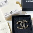 ☑️CHANEL香奈儿双c水钻胸针