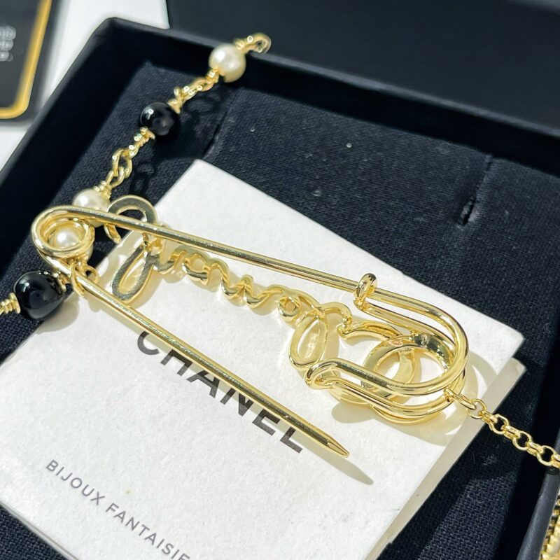 ☑️CHANEL香奈儿双c流苏珍珠别针🧷项链 - Image 10