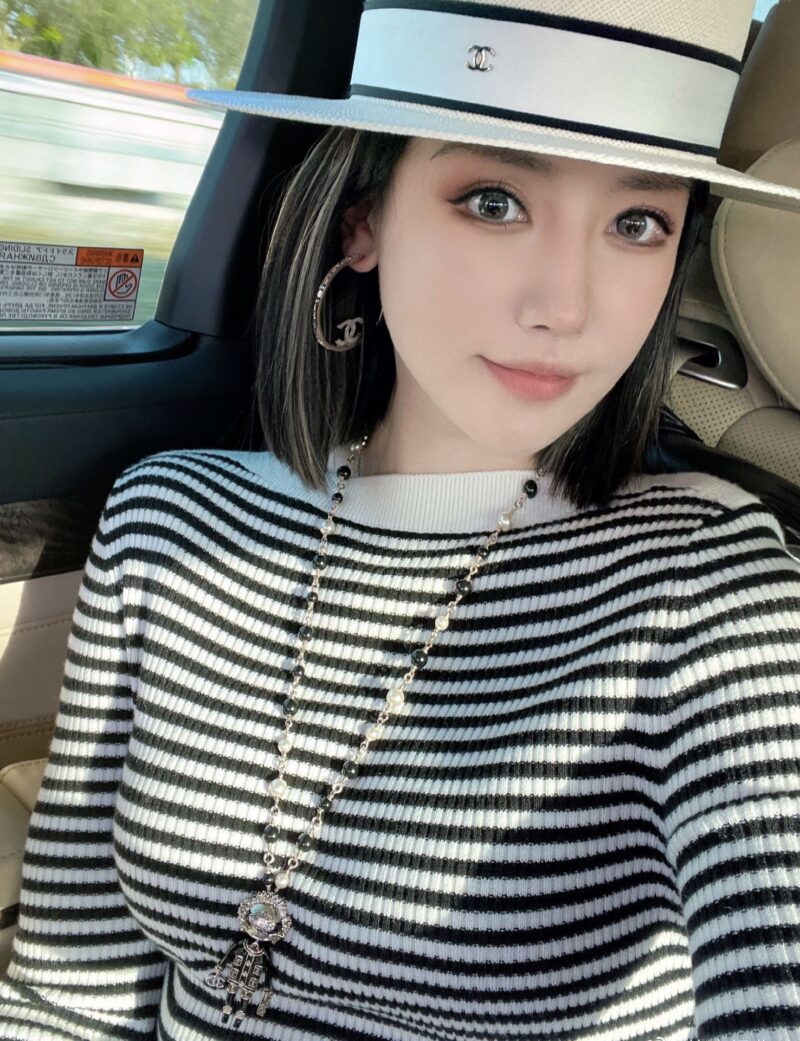 ☑️CHANEL香奈儿满钻双c耳钉耳环 - Image 7