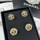 ☑️CHANEL香奈儿双c黑皮绳耳钉