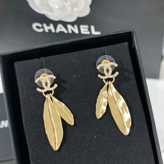 ☑️CHANEL香奈儿双c金色树叶子耳钉耳环