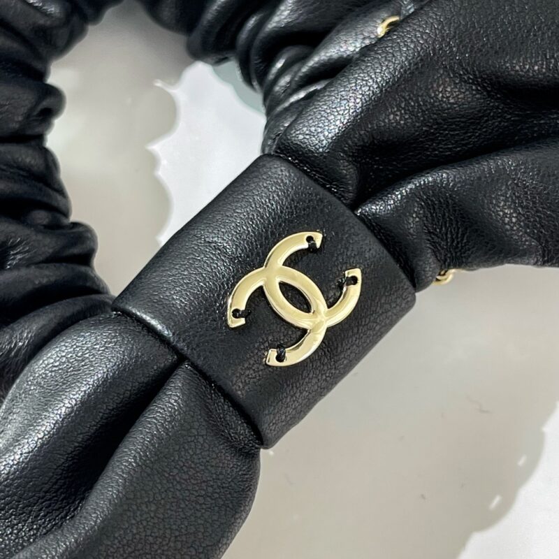 ☑️CHANEL香奈儿双c满钻蝴蝶结小羊皮发绳 手绳 - Image 8