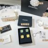i1650377036_4238_0.jpg ☑️CHANEL香奈双c黄色绿色亚克力耳钉耳环