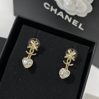 ☑️CHANEL香奈儿双c四叶草桃心耳钉耳环