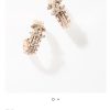 ☑️CHANEL香奈儿双c粉黑皮绳耳钉耳环