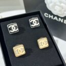 ☑️CHANEL香奈儿双c方形黑白耳钉耳环