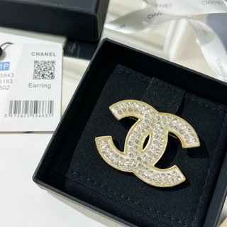 ☑️CHANEL香奈儿双c满钻胸针