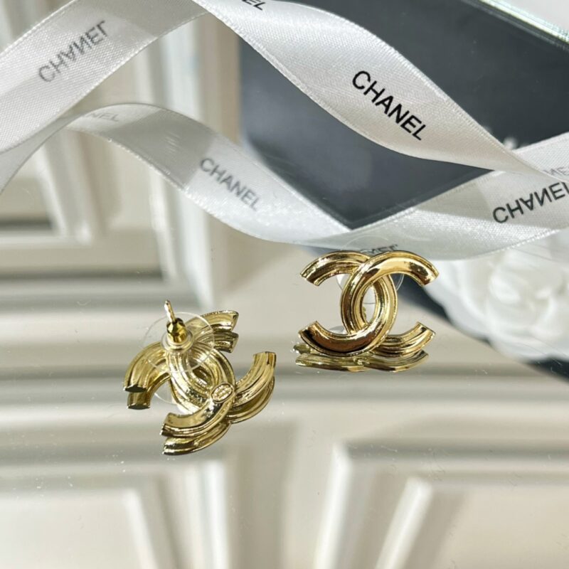 ☑️CHANEL香奈儿金色双c耳钉耳环 - Image 8