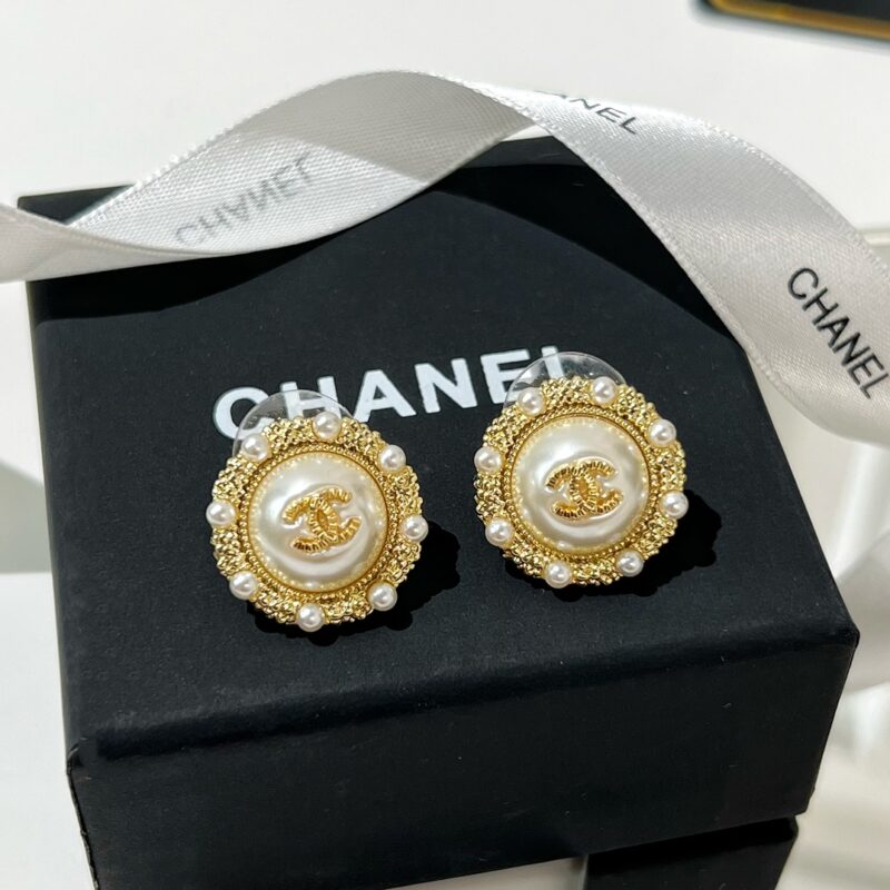 ☑️CHANEL香奈儿圆形双c珍珠耳钉耳环 - Image 6